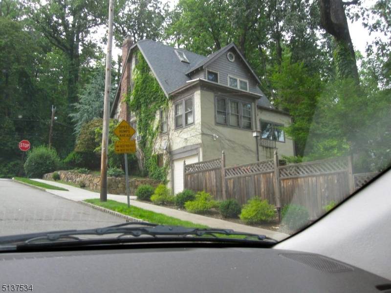 24 Mountain Ave - Photo 1