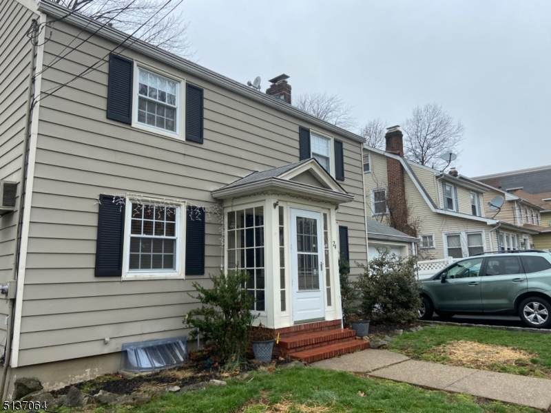 24 Verona Pl - Photo 1
