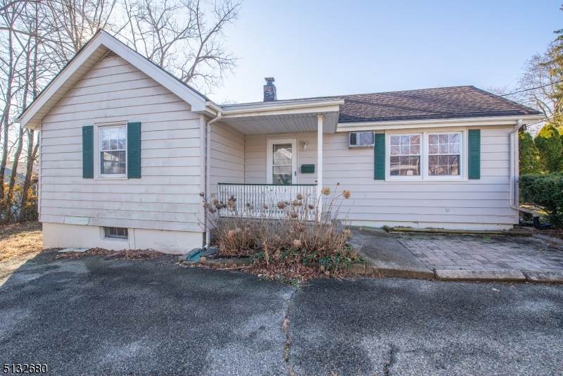 30 Hoffman Avenue - Photo 1
