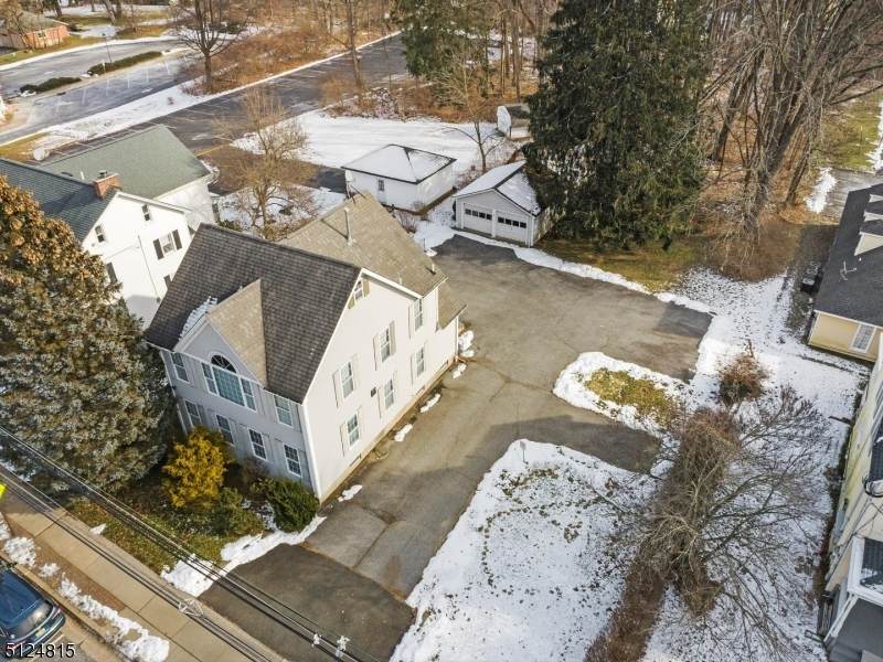 27 Main St - Photo 1