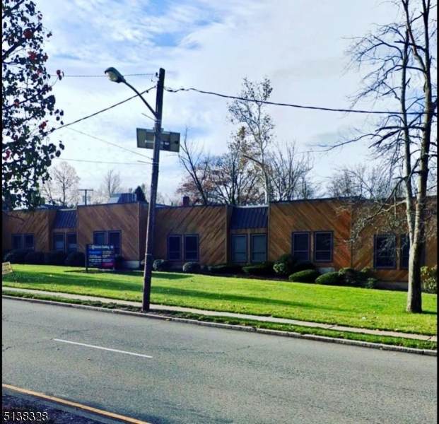 616 Bloomfield Ave - Photo 1