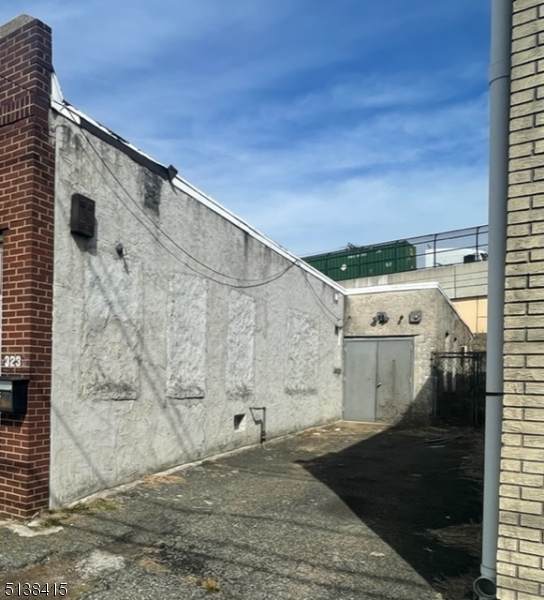 323 Long Ave - Photo 1