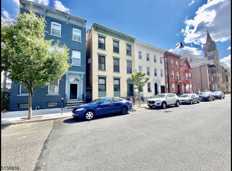 21 Fulton St - Photo 1