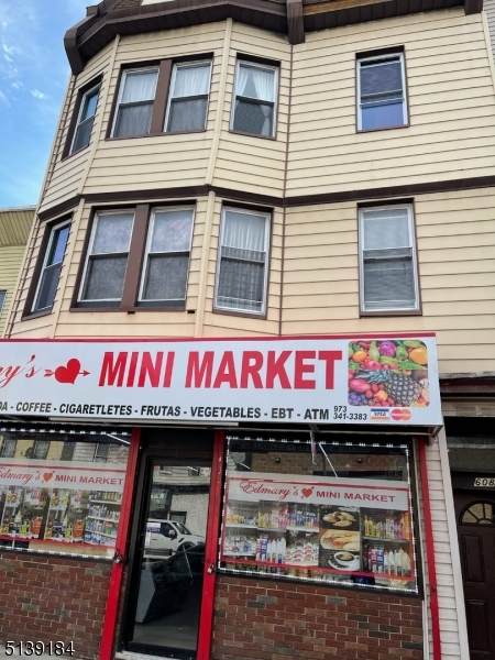 608 Main St - Photo 1