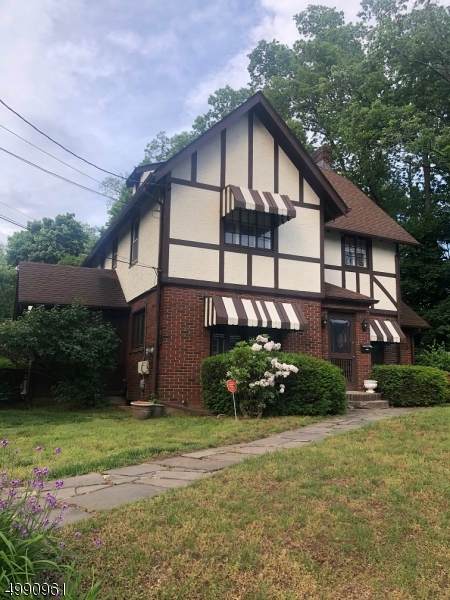 1015 Central Ave - Photo 1