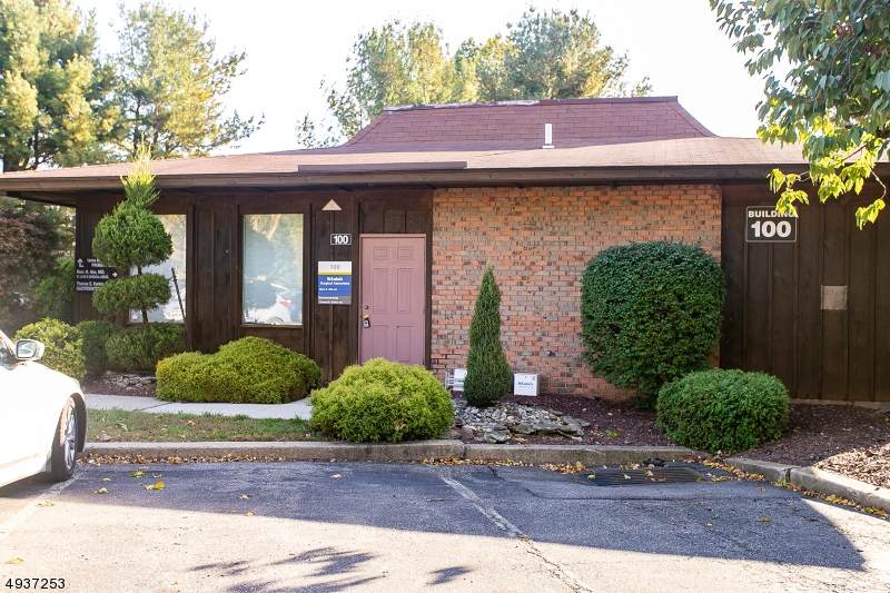 100 Coventry Dr - Photo 1