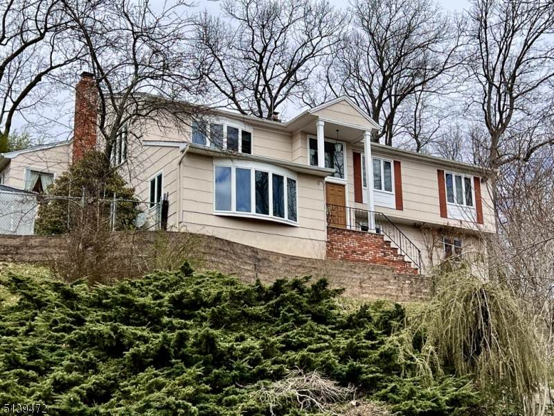 19 Shawnee Trail - Photo 1