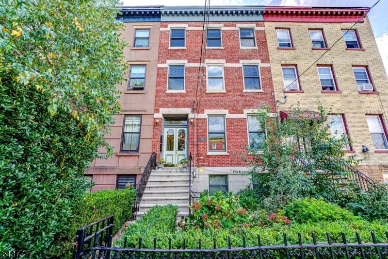 295 4Th St - Photo 1