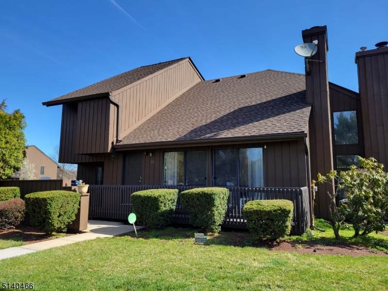 153 Kingsberry Dr - Photo 1