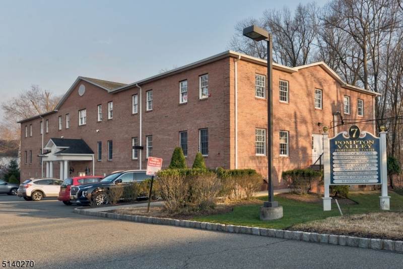 7 Industrial Rd - Photo 1