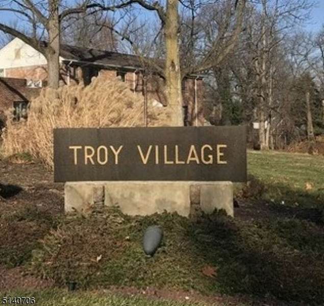 48 Troy Dr. - Photo 1