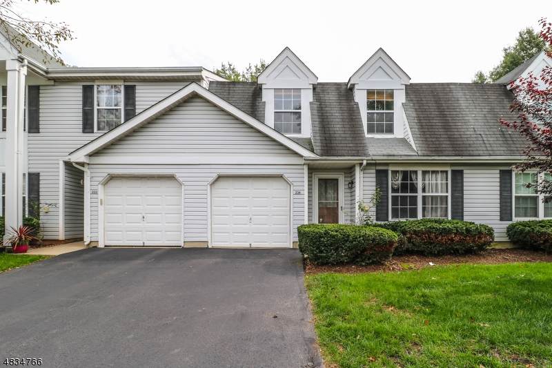 234 Glastonbury Ln - Photo 1