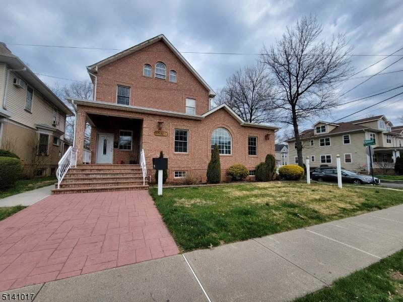 701 Westfield Ave - Photo 1