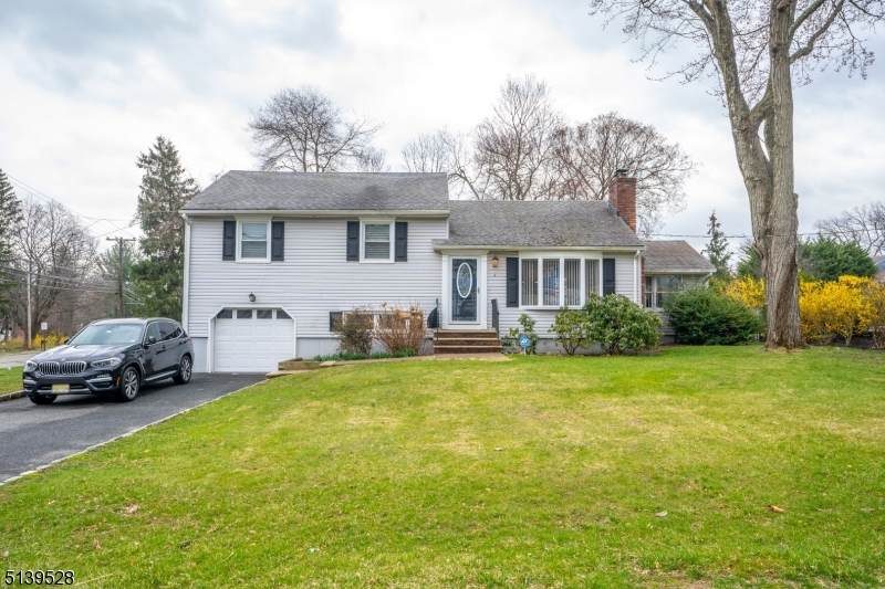 2 Apple Tree Ln - Photo 1