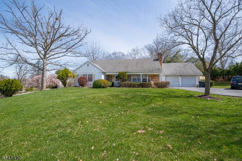 7 Abbott Rd - Photo 1