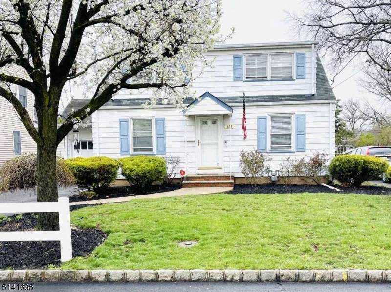 653 Quinton Ave - Photo 1