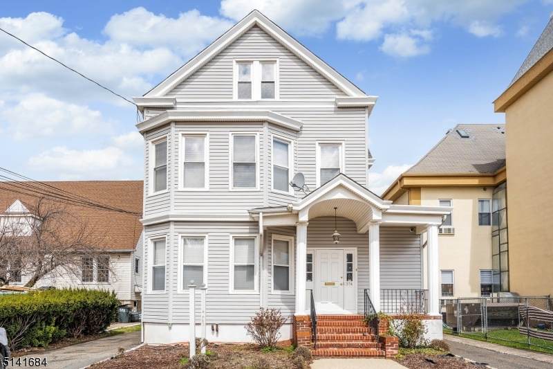 374 Clifton Ave - Photo 1