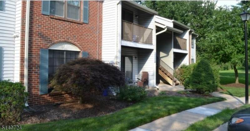 7 Taylor Dr - Photo 1