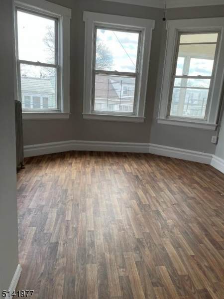 93 21St St - Photo 1