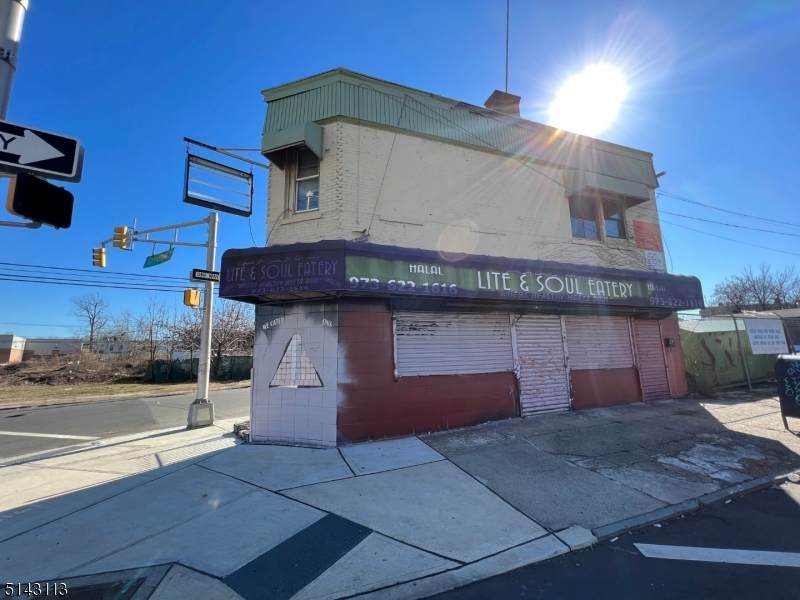 1 Pierce Street - Photo 1