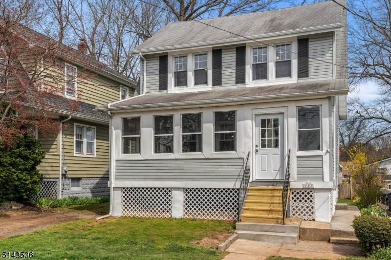120 Cooper Ave - Photo 1