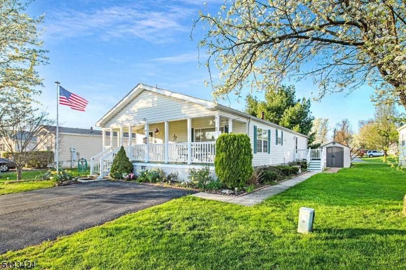 37 Willow Drive - Photo 1