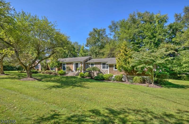 28 Philhower Rd - Photo 1