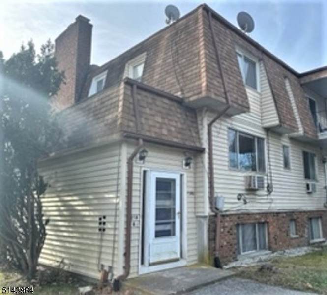 218 Lake Shore Dr. North - Photo 1
