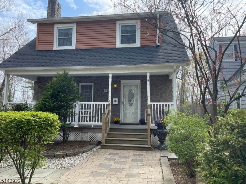 5 Sterling Dr - Photo 1