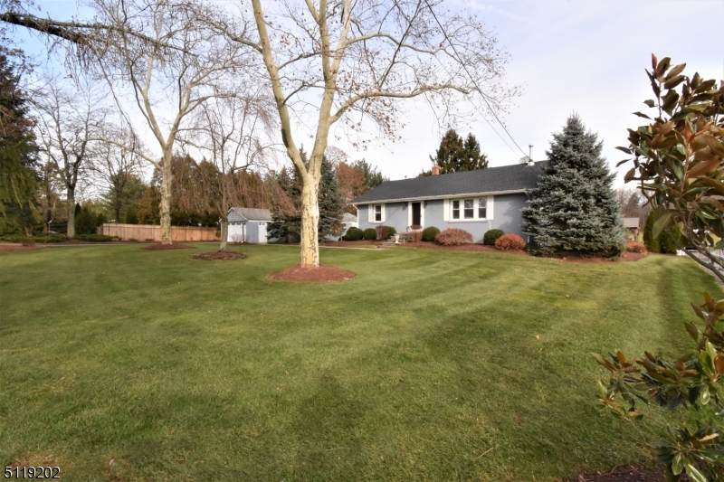 192 Bennetts Ln - Photo 1