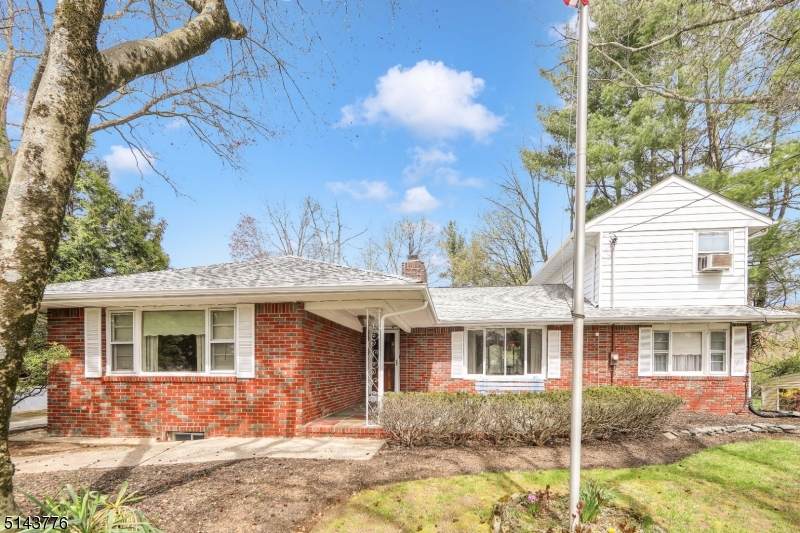 54 Stalter Dr - Photo 1
