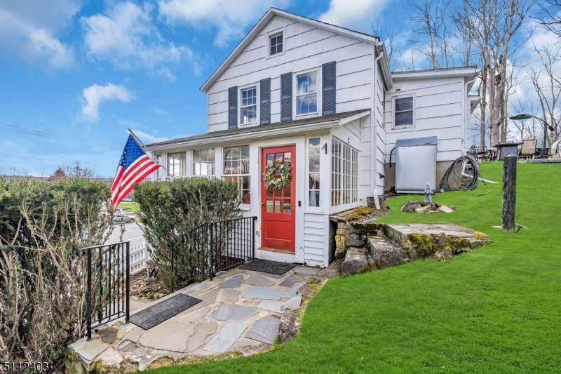 901 Millbrook Rd - Photo 1