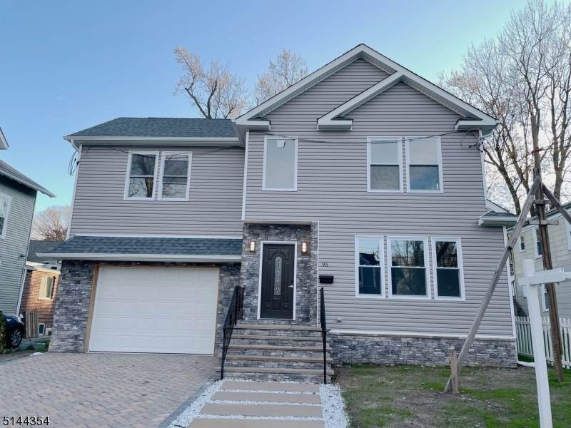 95 Brookfield Ave - Photo 1