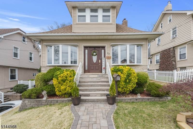 29 Weston St - Photo 1
