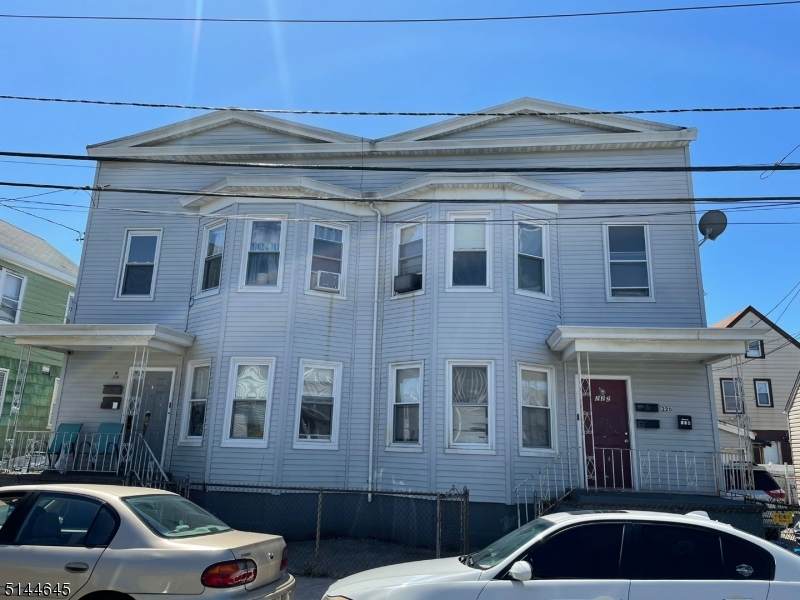 222 Warren - Photo 1