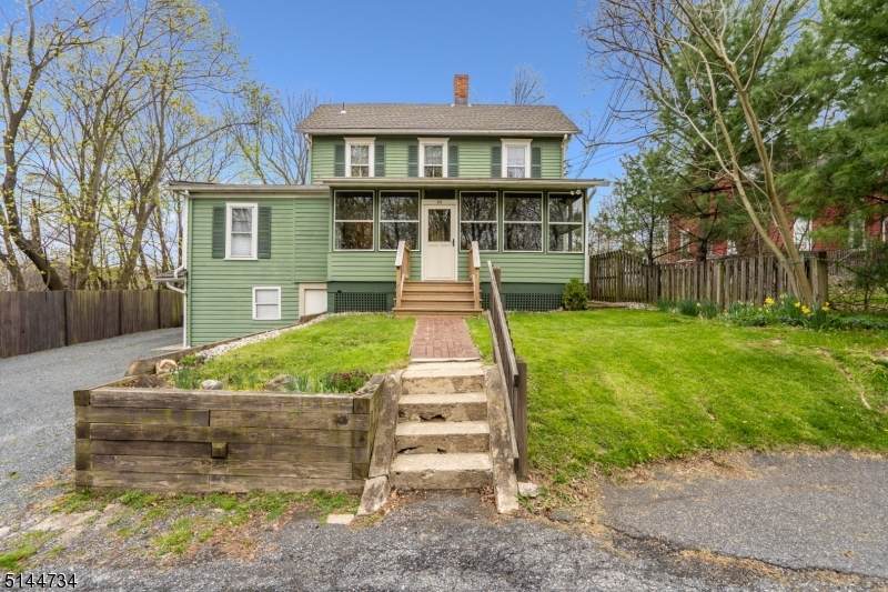 16 Lower West St - Photo 1