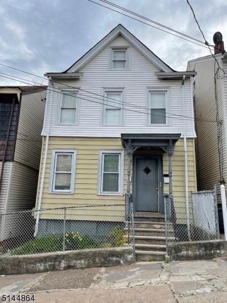 37 Belle Ave - Photo 1
