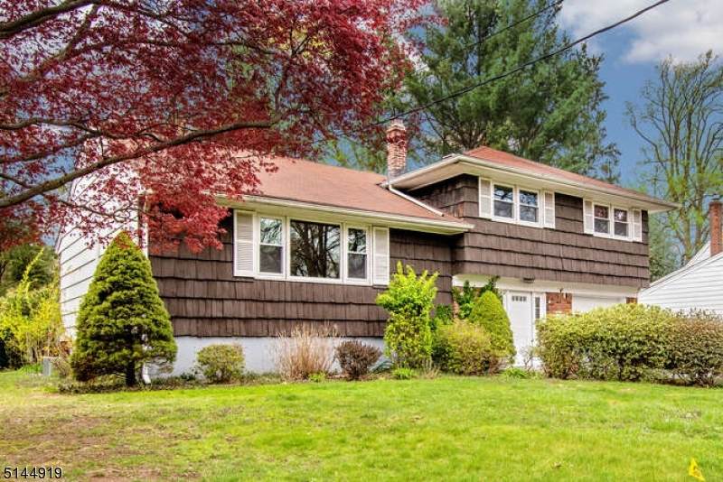 405 Demarest Ave - Photo 1