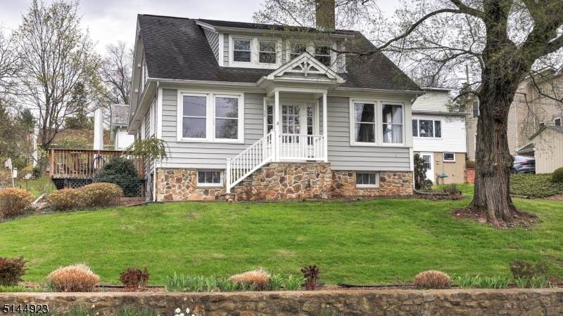159 Leigh St - Photo 1