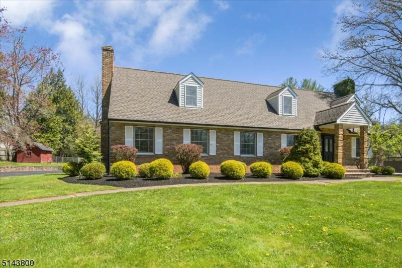 11 Douglass Ave - Photo 1