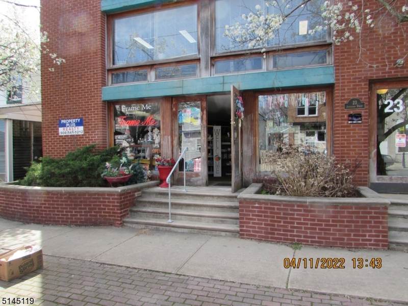 23 Anderson St - Photo 1