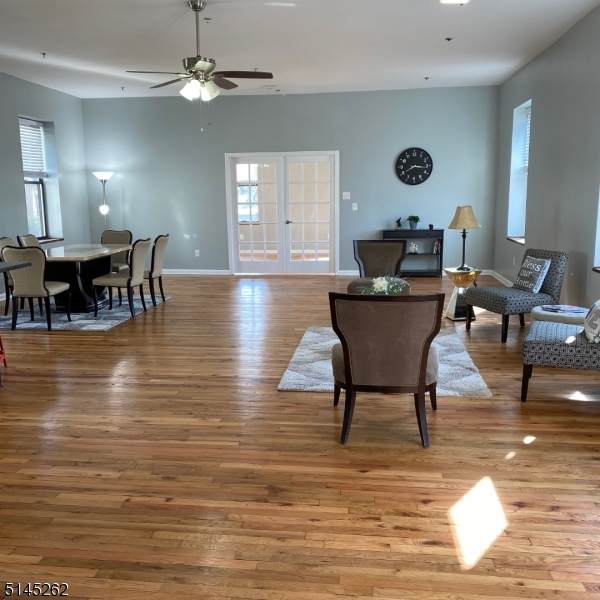 350 Scotland Rd - Photo 1