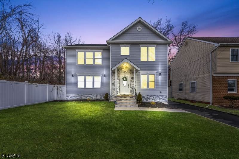304 Westfield Ave - Photo 1