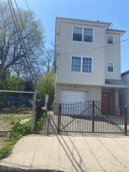 9 Blum St - Photo 1