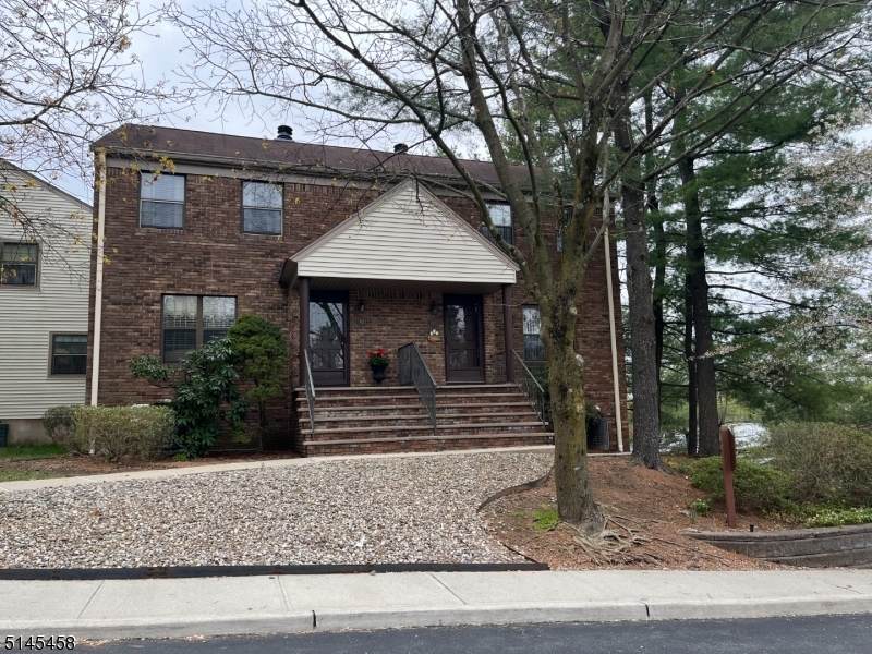101 East Oak I-2 - Photo 1