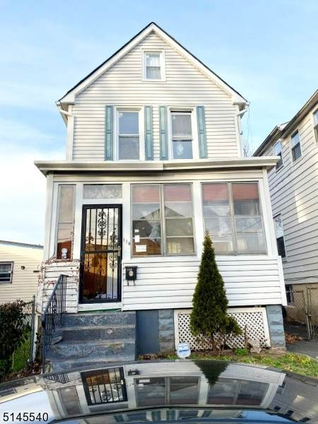 114 Melville Pl - Photo 1