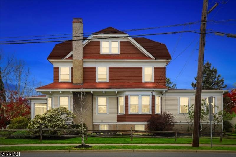 25 Mountain Ave - Photo 1