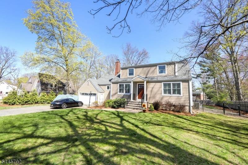 49 Poplar St - Photo 1