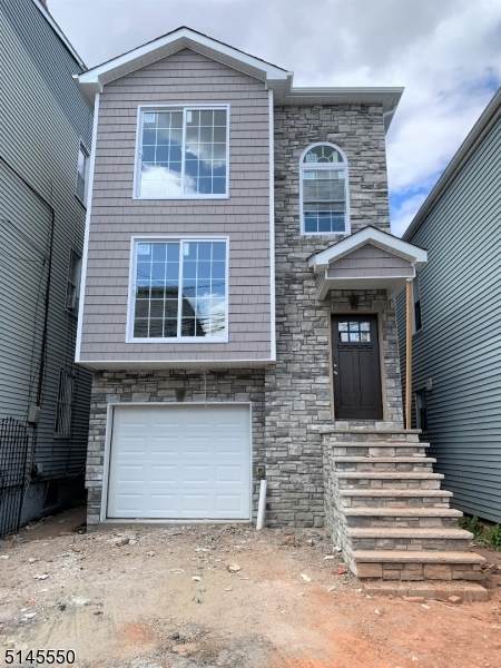 857 Cross St - Photo 1