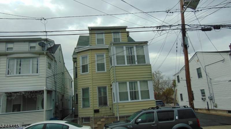 119 Dixon Ave - Photo 1